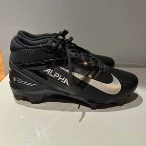 Nike Alpha Menace 4 Pro Football Cleats in Black and Silver